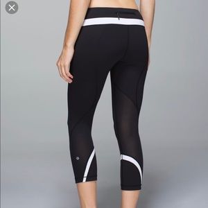 Lululemon Inspire Cropped Legging Size 6